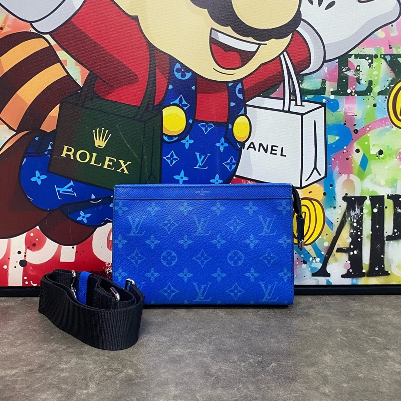 Louis Vuitton • Gaston 經典藍色老花斜背包-0