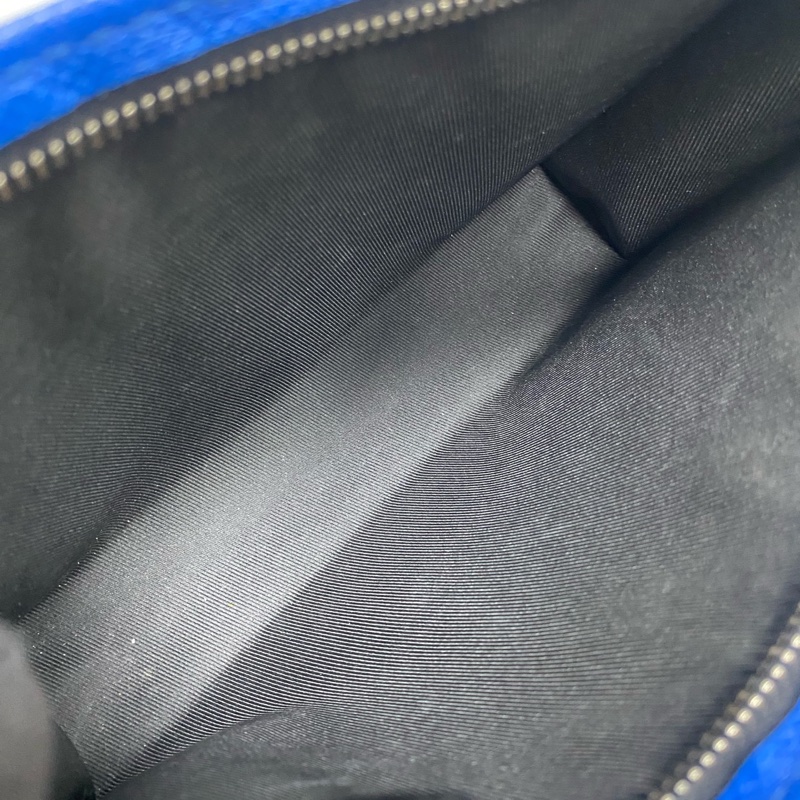 Louis Vuitton • Gaston 經典藍色老花斜背包-21