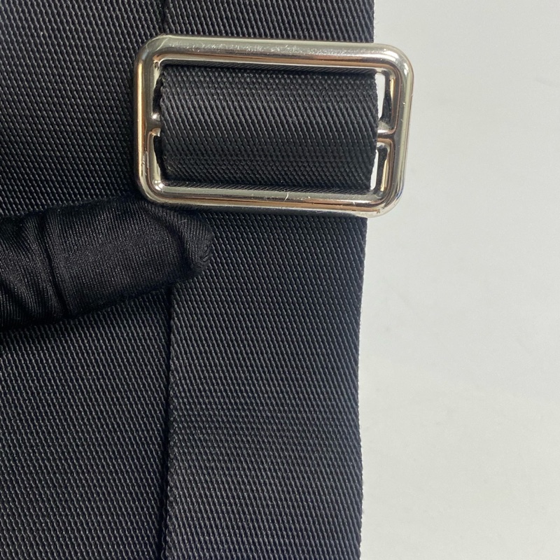 Louis Vuitton • Gaston 經典藍色老花斜背包-25