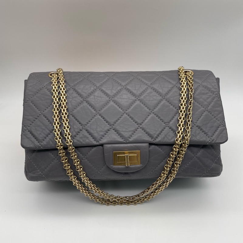 Chanel • 2.55 經典水泥灰油臘牛皮金釦 Maxi-0