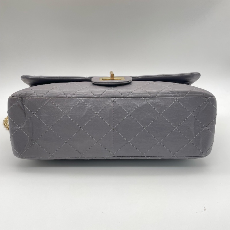 Chanel • 2.55 經典水泥灰油臘牛皮金釦 Maxi-4