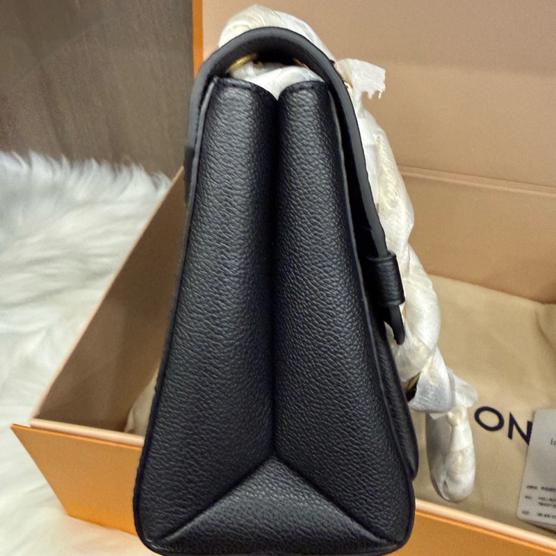 閒置未使用 LV 路易威登 vavin純皮款黑金 中號 全芯片款 尺寸:25x18x10cm-3