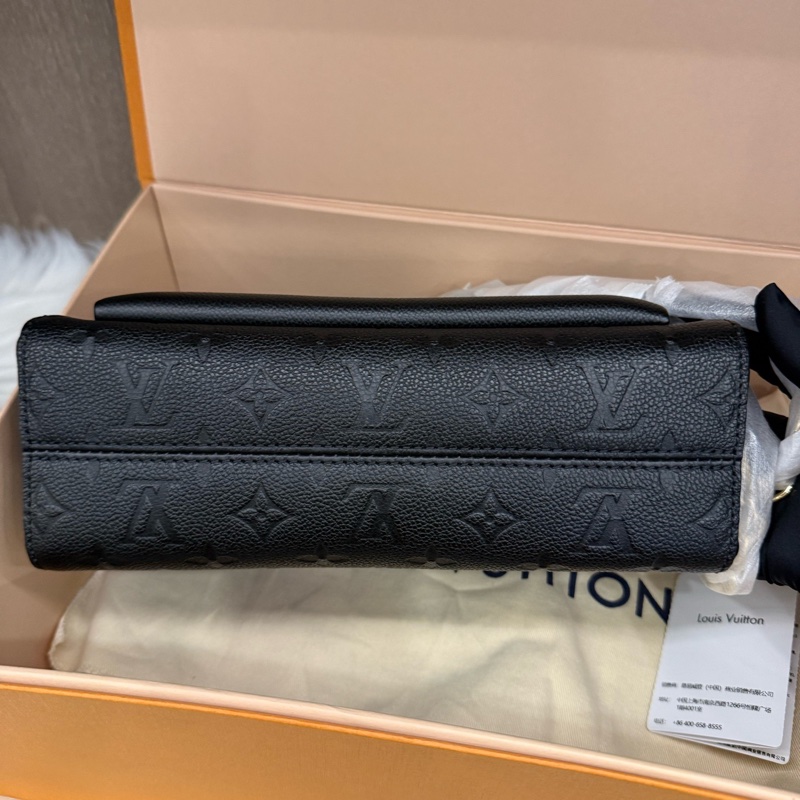 閒置未使用 LV 路易威登 vavin純皮款黑金 中號 全芯片款 尺寸:25x18x10cm-4
