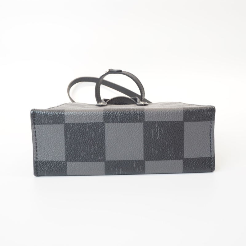 LV日落系列棋盤格琴譜斜背包-4