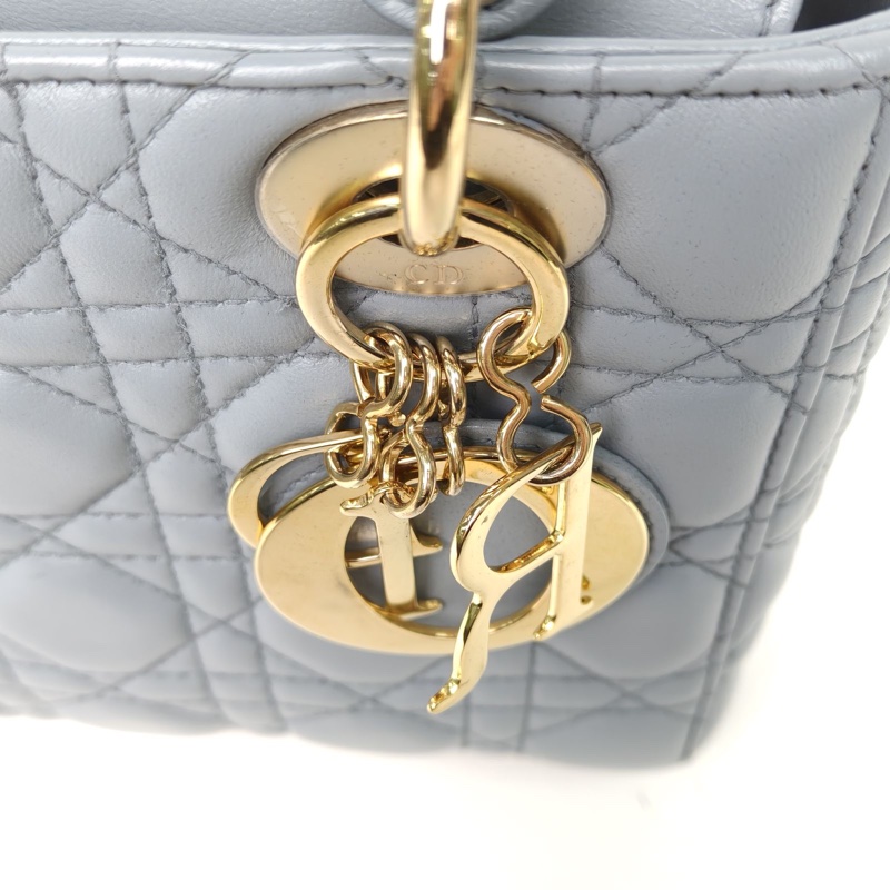 DIOR LadyDior戴妃包四格徽章肩帶藍色羊皮金扣-5