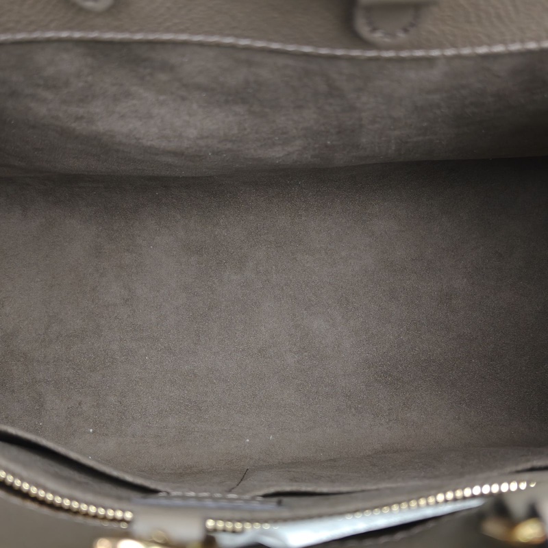 LOUIS VUITTON Onthego中號35大象灰牛皮晶片老花壓紋-4