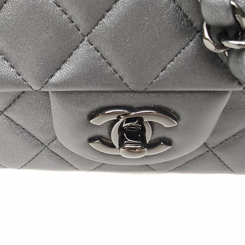 CHANEL CF口蓋包大Mini20cm黑色羊皮晶片開黑扣-4