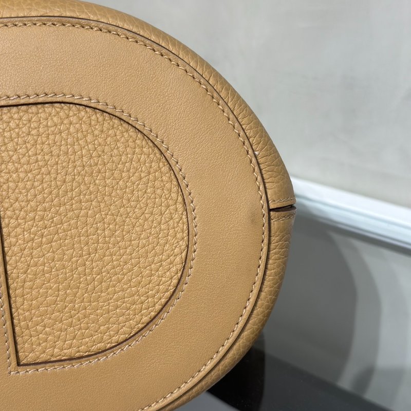HERMES In the loop 23 - 餅乾金 W-4