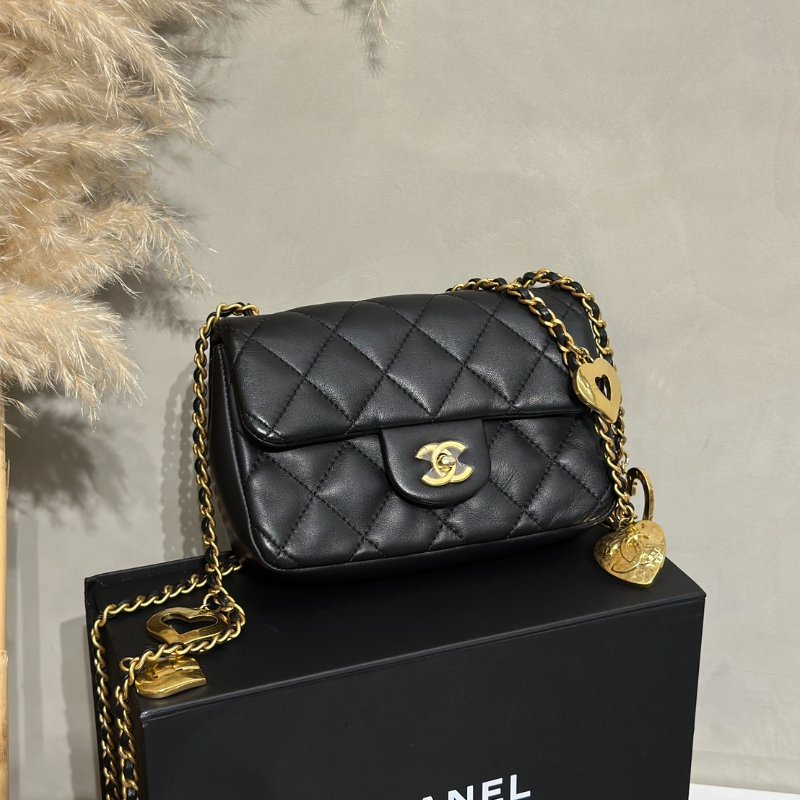 CHANEL 經典口蓋包Mini CF20 - 愛心鍊條黑金-0
