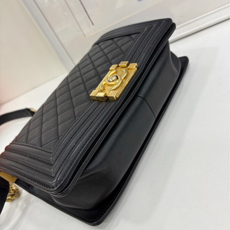 Chanel香奈兒Leboy中號黑色光面牛皮 25開-6