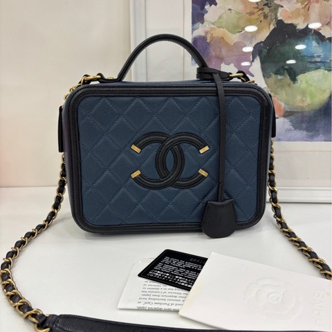 Chanel香奈兒黑金相機包 中型 荔枝牛皮 經典菱格紋 28開 有卡有購證