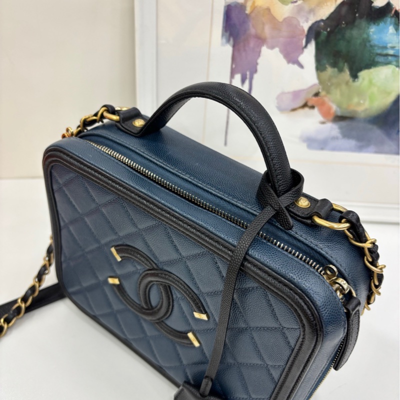 Chanel香奈兒黑金相機包 中型 荔枝牛皮 經典菱格紋 28開 有卡有購證-4