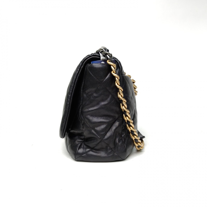 CHANEL 19BAG口蓋包Maxi黑色羊皮29開金銀扣-1