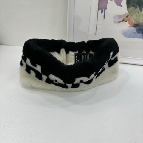 Chanel 滑雪系列Coconeige 髮帶