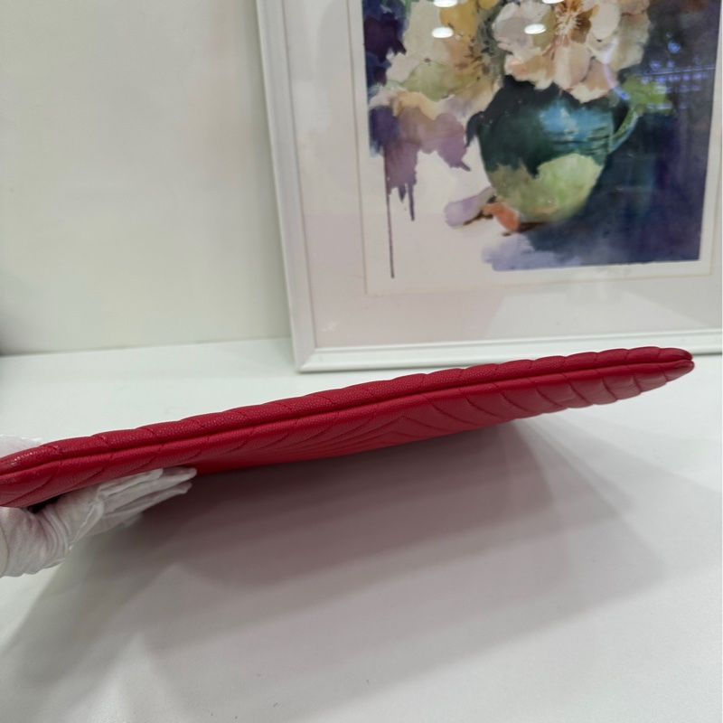 Chanel 香奈兒 玫紅色V紋牛皮包-5