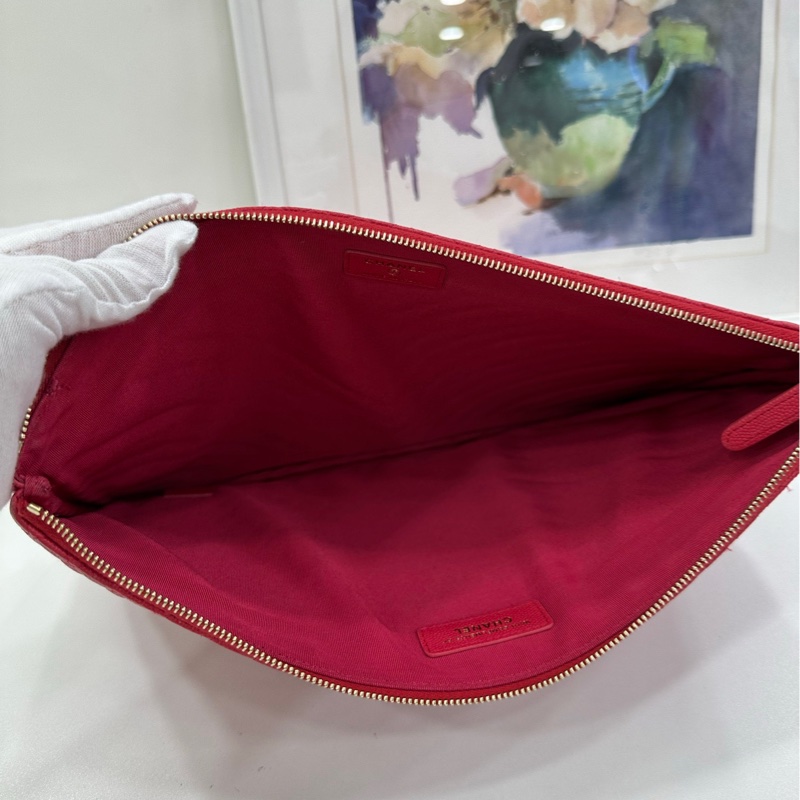 Chanel 香奈兒 玫紅色V紋牛皮包-6