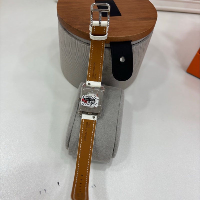 Hermes 愛馬仕 全新cape cod系列腕錶 全新有購證 原價 hkd $43100-4