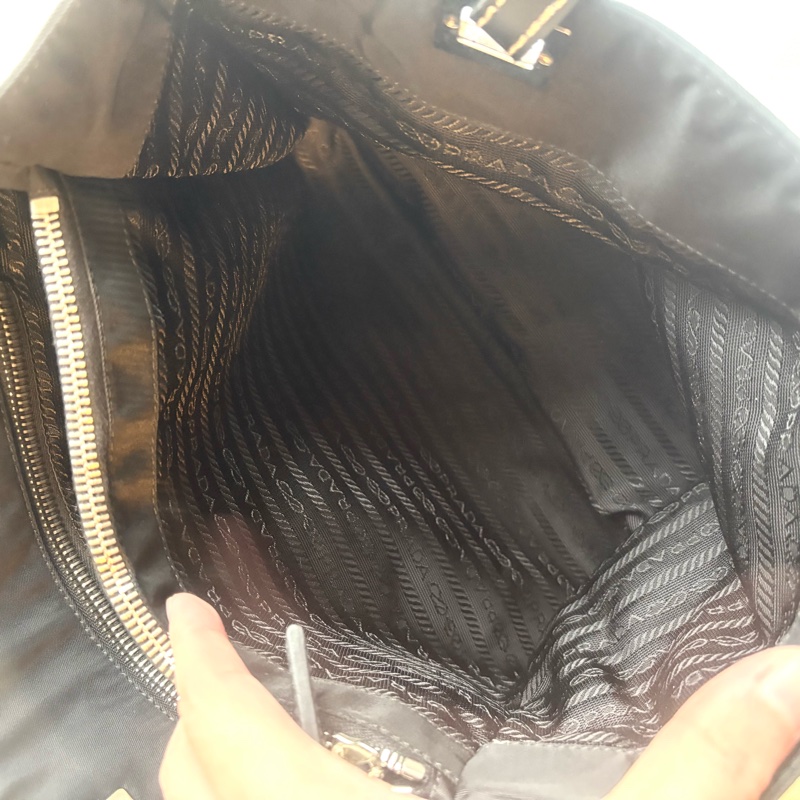 Prada 尼龍托特包-22