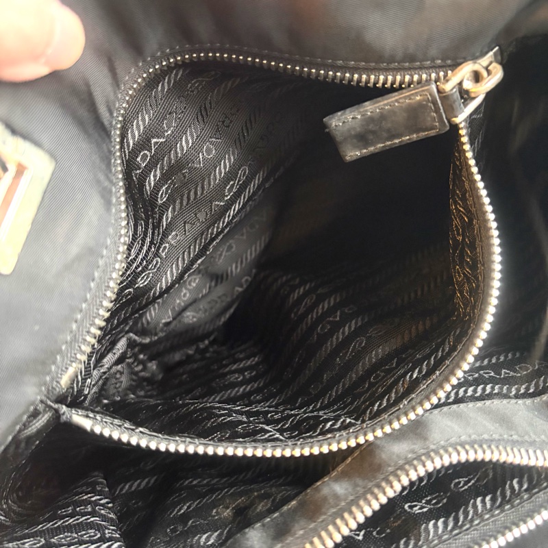 Prada 尼龍托特包-25