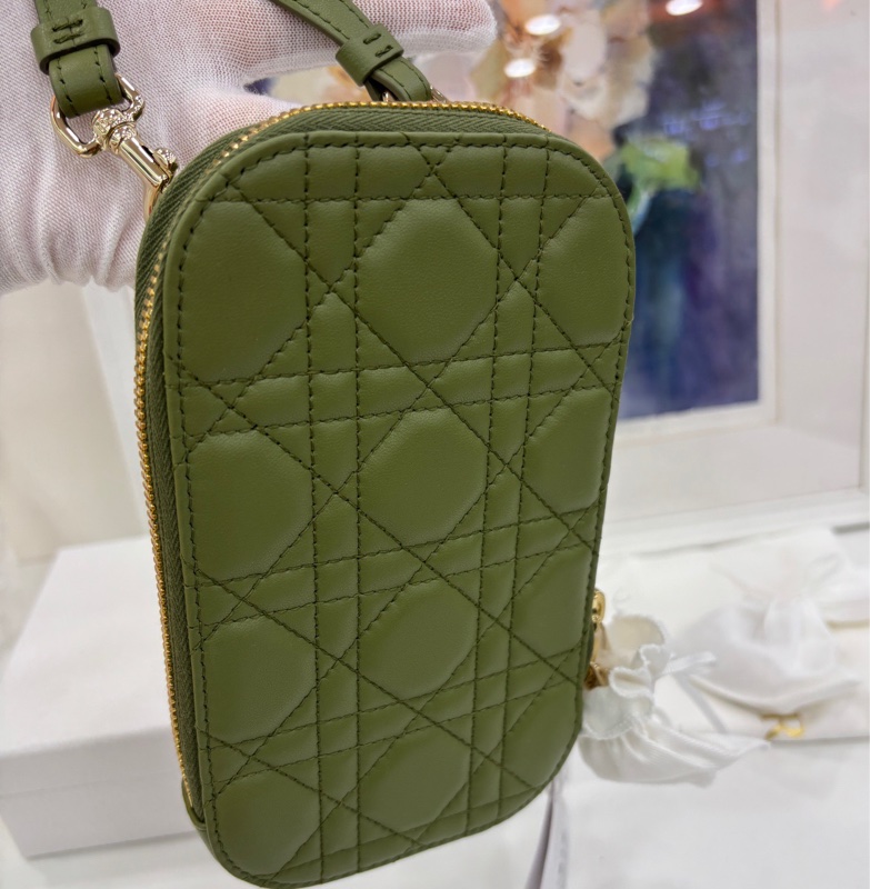 Dior 迪奧藤格紋手機包 酪梨綠色 可手提可斜挎 全新 尺寸18*11cm-2