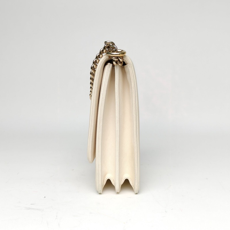 CHANEL Leboy豎版白色荔枝牛皮29開金扣-1