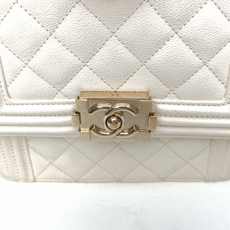 CHANEL Leboy豎版白色荔枝牛皮29開金扣-4