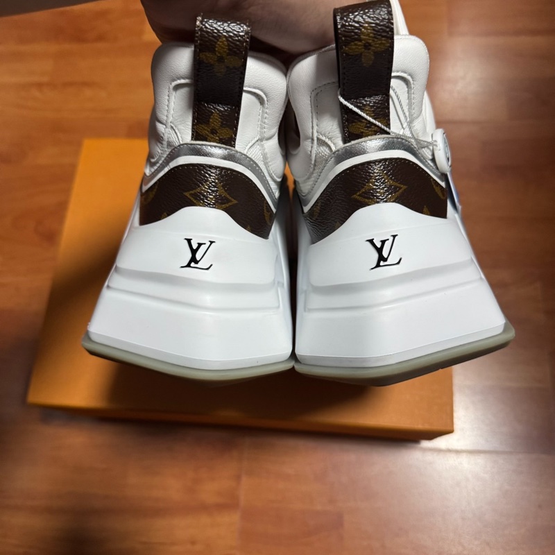 LV路易威登 Archlight拱橋鞋2.0 Lv休閒鞋 白棕色 36.5碼-5