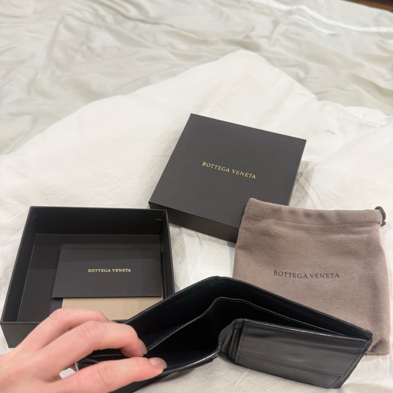 BV男夾全配自售 台灣專櫃購入 全黑-1