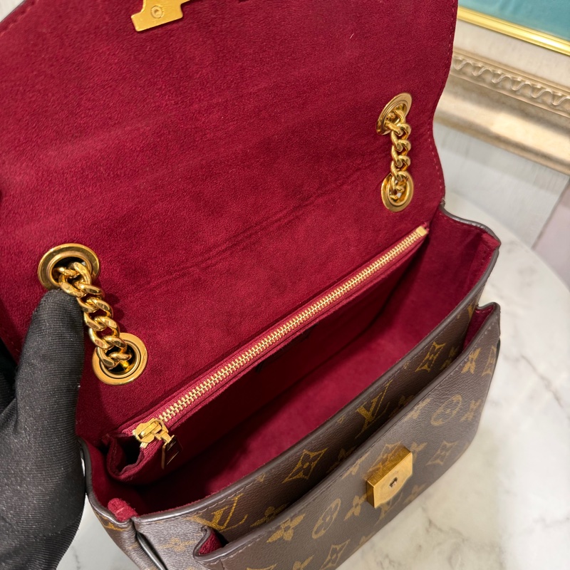 LV 原花Passy金釦下蓋肩斜背郵差包M45592-5