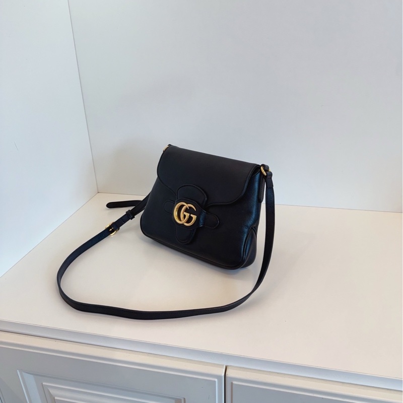 全網最低價🥹Gucci古馳黑金全皮雙G扣郵差包單肩斜挎包-7