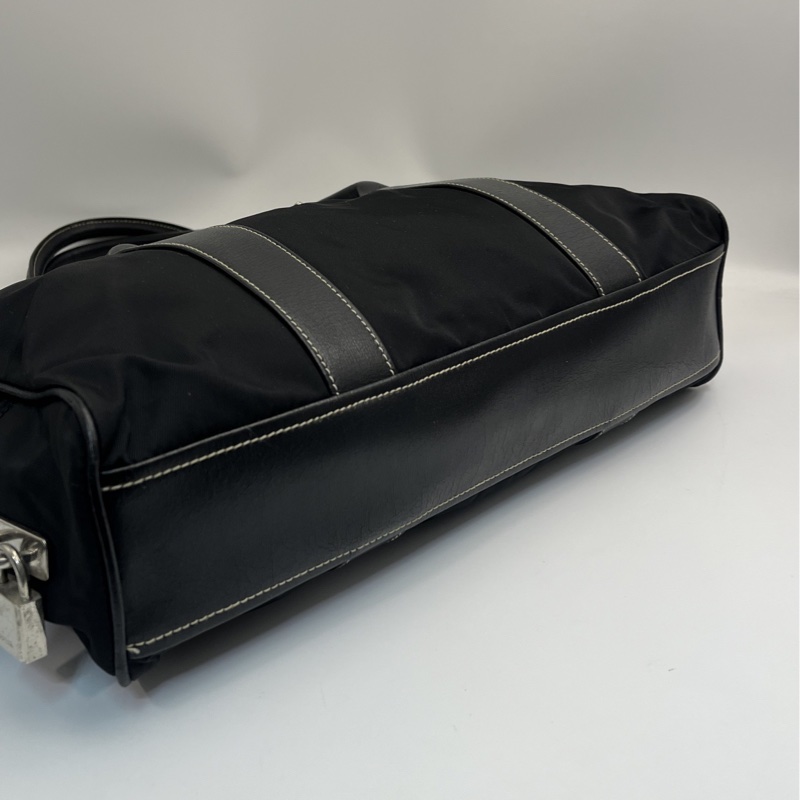 🏷️ Prada 長手柄包-5