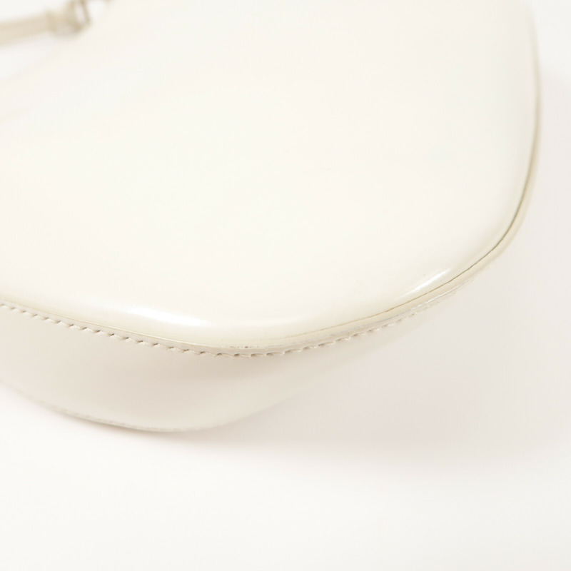 PRADA 牛皮皮革Cleo銀扣肩背袋-6