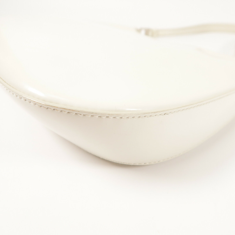 PRADA 牛皮皮革Cleo銀扣肩背袋-7