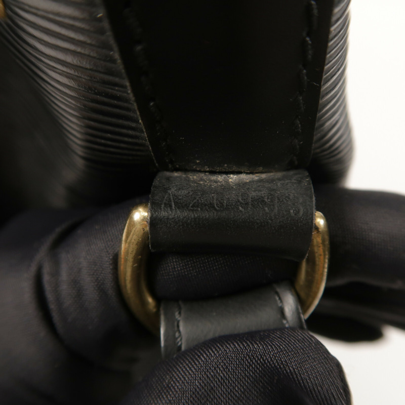 LOUIS VUITTON Epi Petit Noe Shoulder Bag金扣肩背袋-6