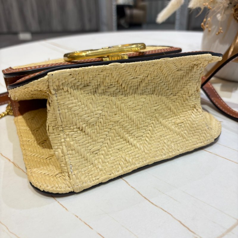 *SHIHNA名牌精品* Valentino 拉菲草 V logo斜揹包-9