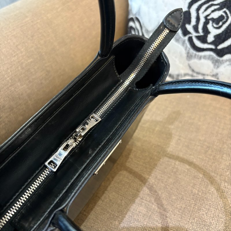 *SHIHNA名牌精品* PRADA 三角標誌亮面皮革二合一手提包-5