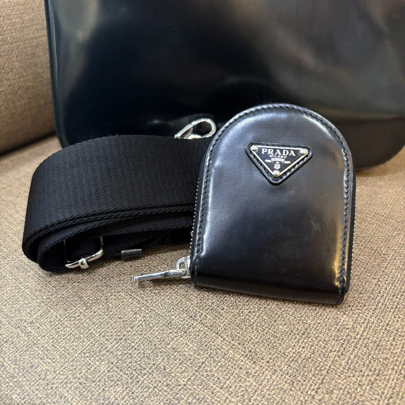 *SHIHNA名牌精品* PRADA 三角標誌亮面皮革二合一手提包-7