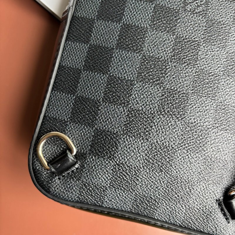 ::Louis Vuitton:: LV N50012 AMAZONE SLING BAG 黑色棋盤格斜背胸口包-5