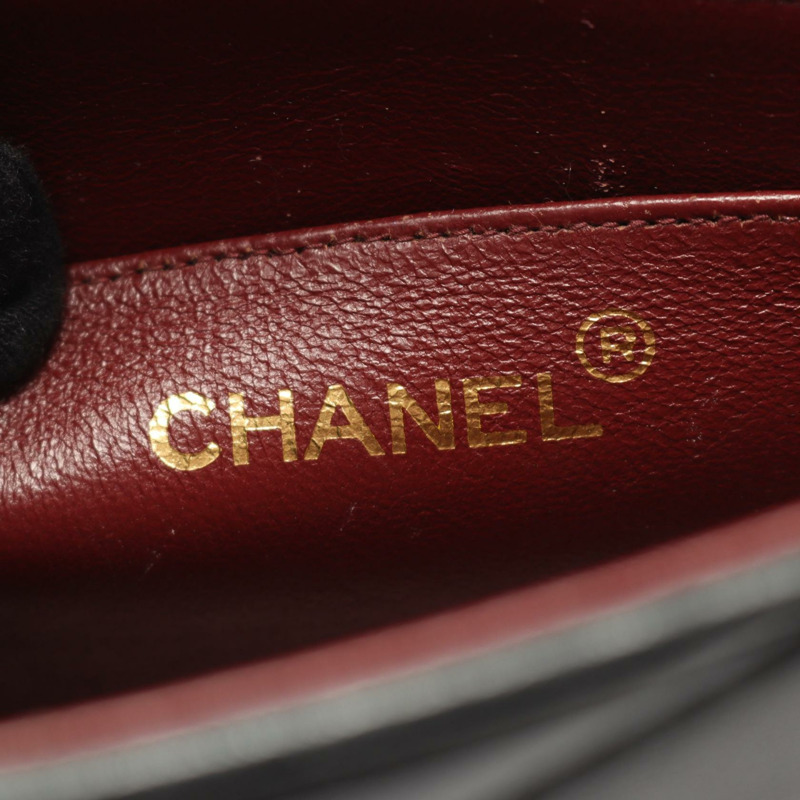 香奈兒斜紋縫線鏈條單肩背包，羊皮材質，黑色，金色五金，二手，女士CC-3