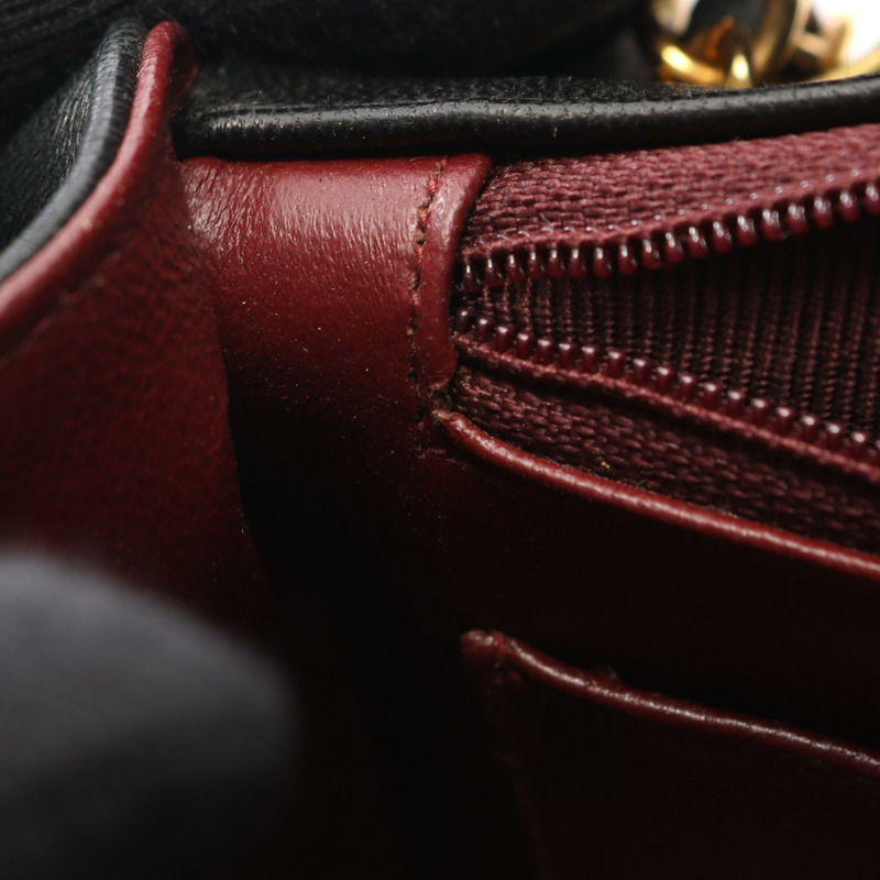 香奈兒斜紋縫線鏈條單肩背包，羊皮材質，黑色，金色五金，二手，女士CC-5