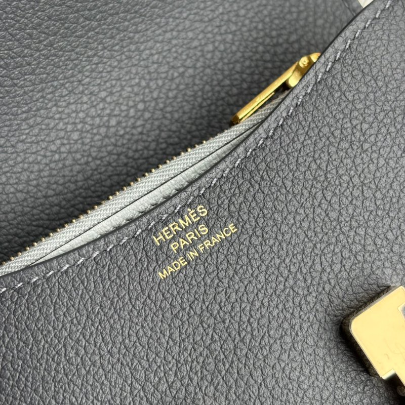 ::HERMES:: W刻灰色金釦Mini Constance康康短夾 腰包-4