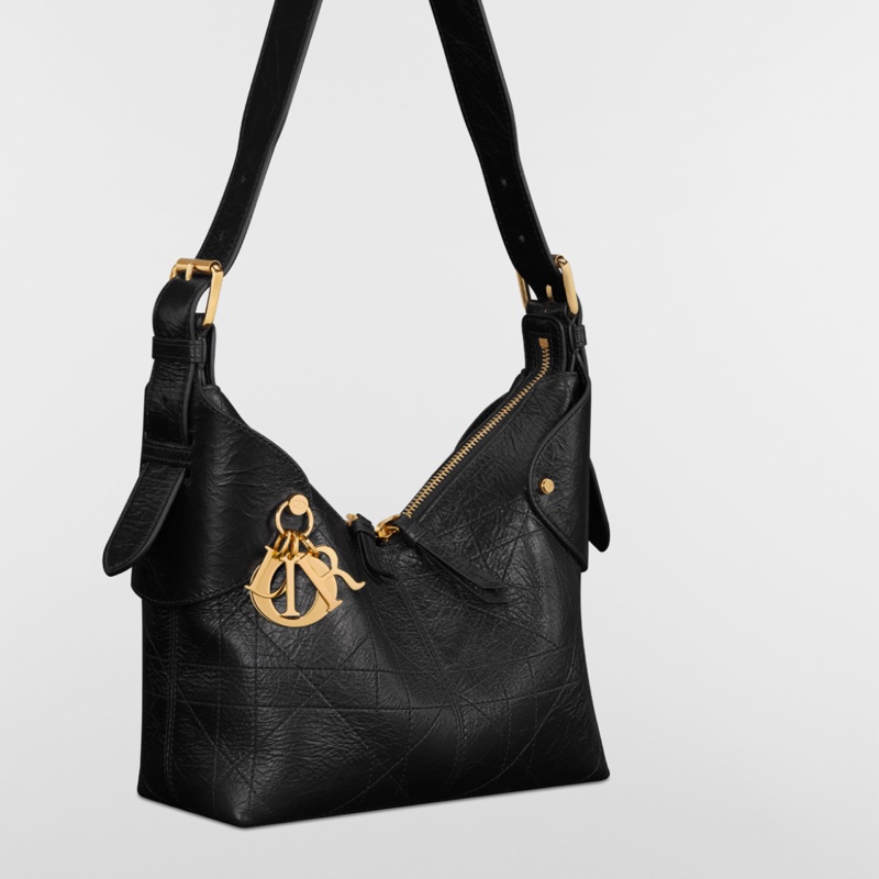 Dior Voyage 小型包 黑色平面 Macrocannage 大籐格紋皺面小牛皮-7