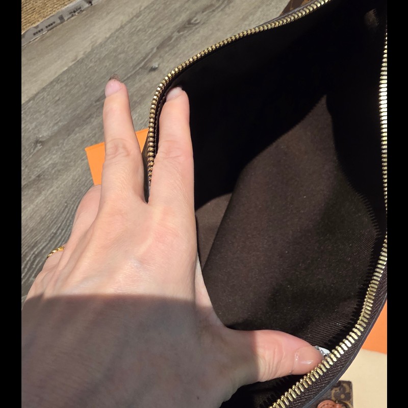 🥰🥰🥰LV大月亮 Loop Hobo包包 M46311🥰🥰🥰超級新 特賣-14