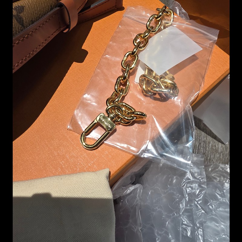 🥰🥰🥰LV大月亮 Loop Hobo包包 M46311🥰🥰🥰超級新 特賣-16