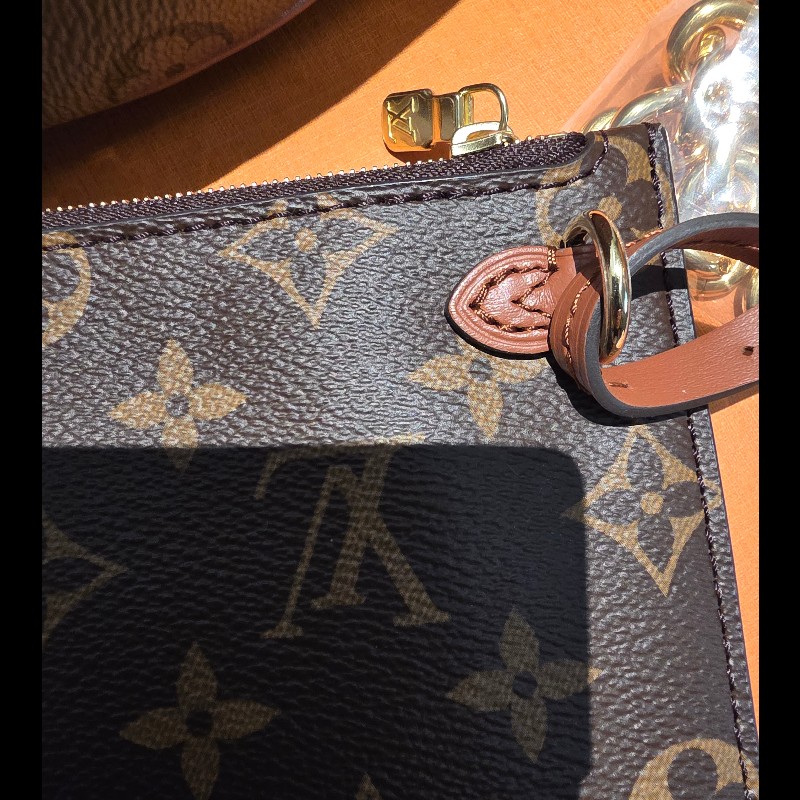 🥰🥰🥰LV大月亮 Loop Hobo包包 M46311🥰🥰🥰超級新 特賣-20