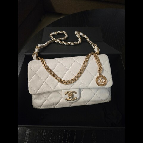 Chanel金幣斜揹包