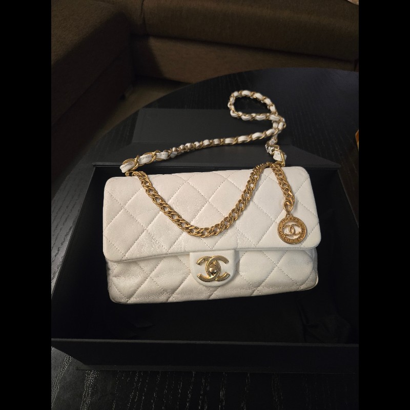 Chanel金幣斜揹包-1