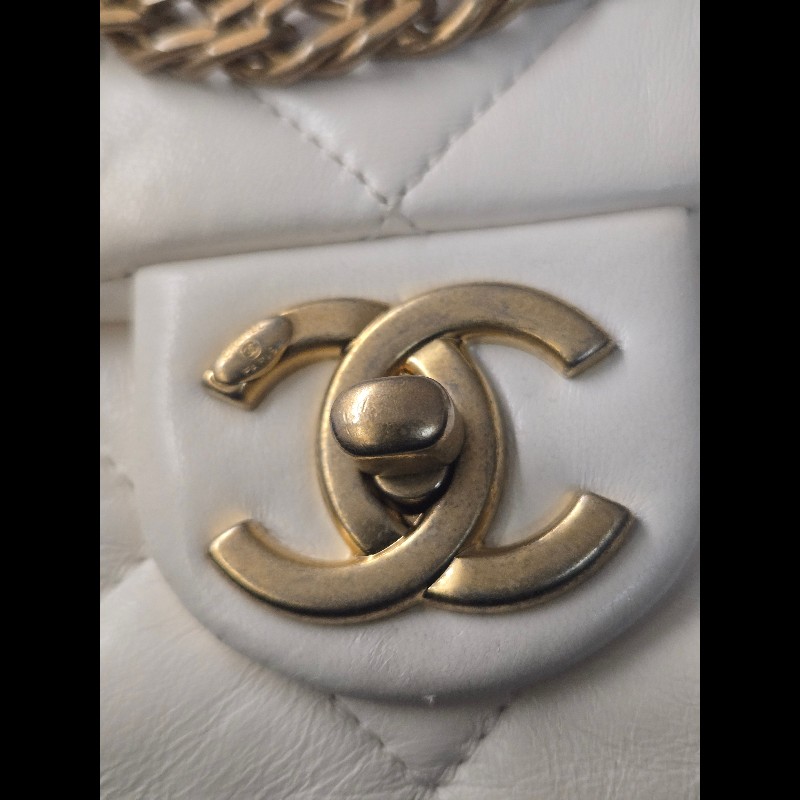 Chanel金幣斜揹包-9