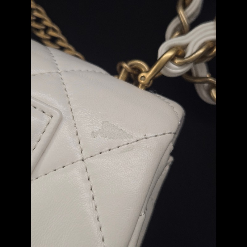 Chanel金幣斜揹包-17