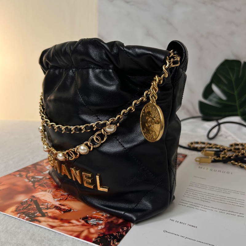 Chanel 22 迷你束口包仿珍珠 晶片水桶包-10